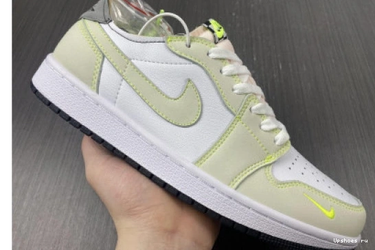 LOW 1 AIR WHITE GHOST OG JORDAN DM7837-103 GREEN-BLACK DM7837-103 0613